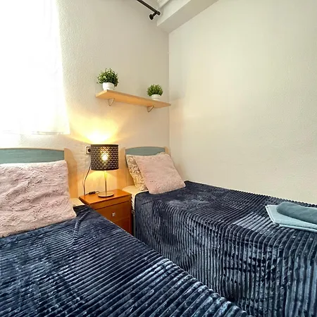 Apartment Superior La Playa! 3 Bedrooms! 2 Baths! Air Condition! Side Sea View! Torrevieja