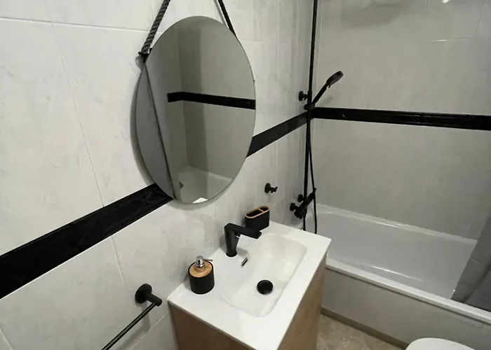 Superior La Playa! 3 Bedrooms! 2 Baths! Air Condition! Side Sea View! 公寓 托雷维耶哈