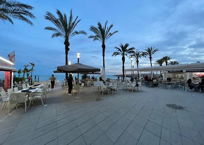 Superior La Playa! 3 Bedrooms! 2 Baths! Air Condition! Side Sea View! 公寓 托雷维耶哈