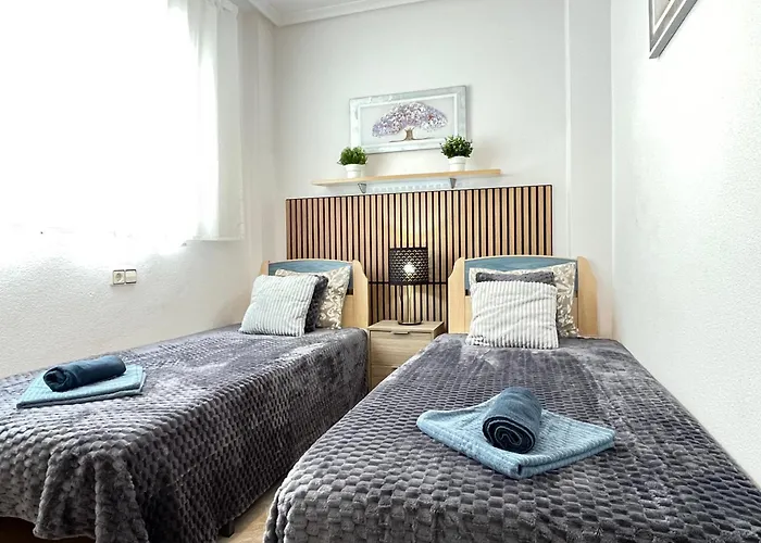 Lägenhet Superior La Playa! 3 Bedrooms! 2 Baths! Air Condition! Side Sea View! *