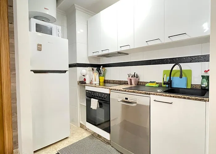 公寓 Superior La Playa! 3 Bedrooms! 2 Baths! Air Condition! Side Sea View! *