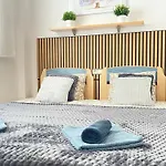 Superior La Playa! 3 Bedrooms! 2 Baths! Air Condition! Side Sea View! * Τορεβιέχα
