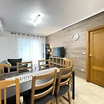 Superior La Playa! 3 Bedrooms! 2 Baths! Air Condition! Side Sea View! Τορεβιέχα