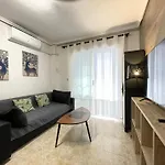 Διαμέρισμα Superior La Playa! 3 Bedrooms! 2 Baths! Air Condition! Side Sea View!