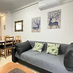 Superior La Playa! 3 Bedrooms! 2 Baths! Air Condition! Side Sea View! *